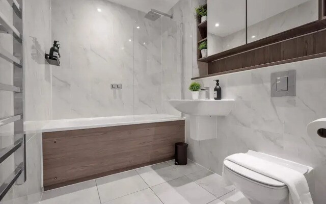 Seraphine Residence - Luxury 1BR Apartment