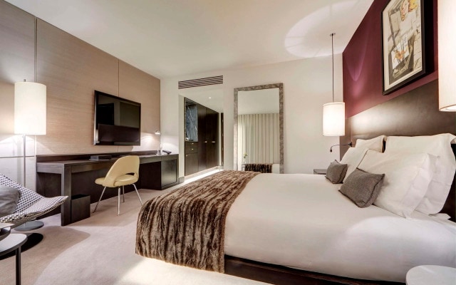 South Place Hotel