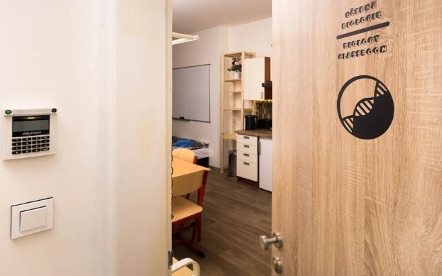 School Apartment by metro stop Vyšehrad