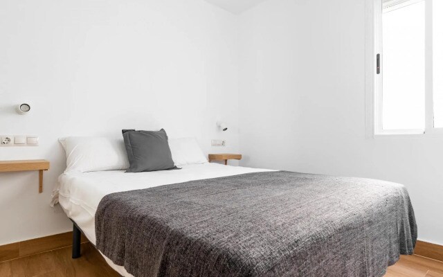 CERVANTES Apartment 11 2BR 1BT