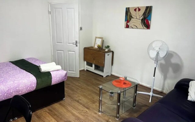 Paddington Modern Apartment With 3 Bedrooms