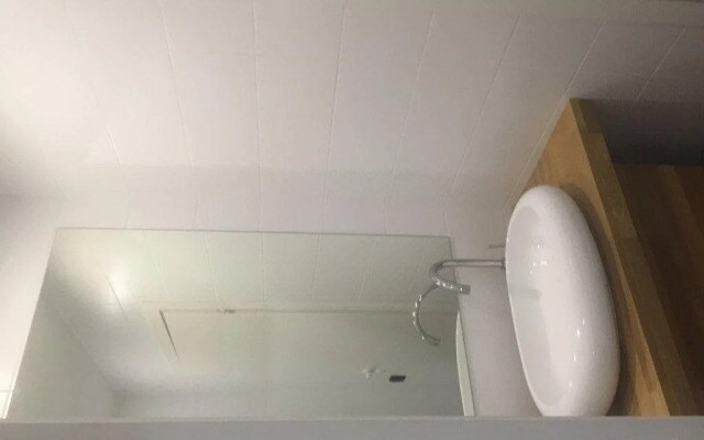 30/6 Hostel