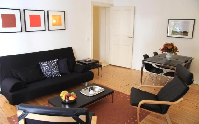 Nollendorf Apartments