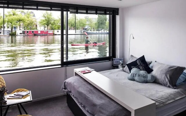 Amsterdam Houseboats