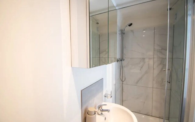 2 Bedroom Flats in Covent Garden