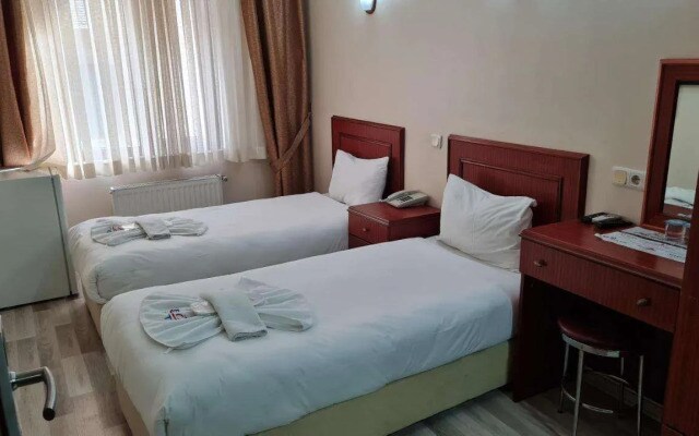 Emos Hotel