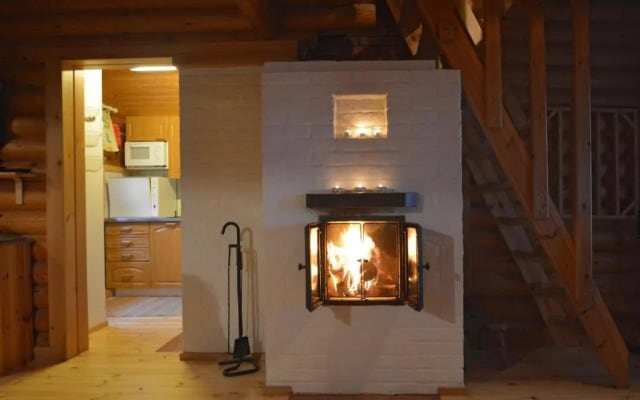 Lomapesä Cottages
