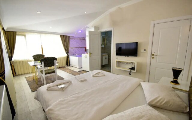 Loca Suit Otel