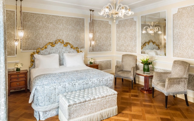 Отель Baglioni Luna