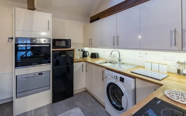 The Stables at Brambles Farm - Sleeps 2, Wifi