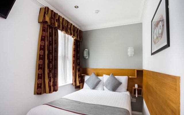 London Guest House by OYO - Acton