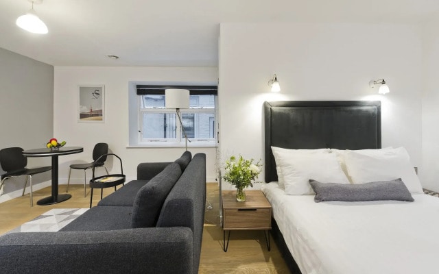 Crane Court by City2Stay