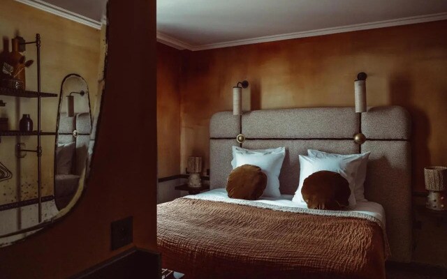 Hipotel Paris Bordeaux Ma Nilmontant