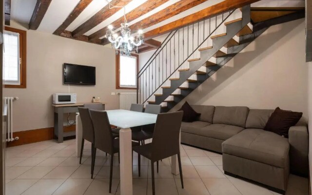 Design Palace Apartment by Wonderful Italy