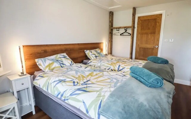Meols Holiday Lodge