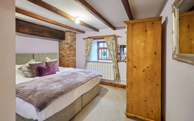 Host Stay Mill House Brid