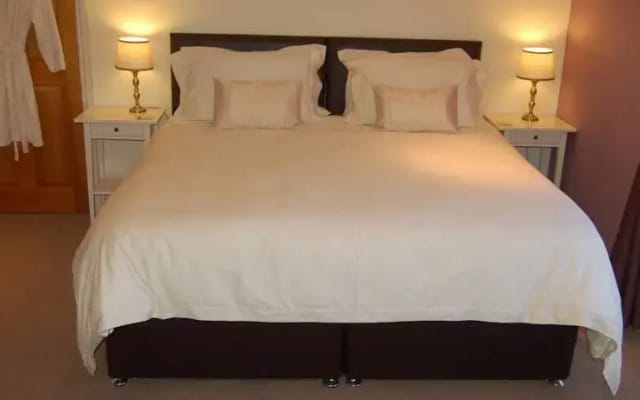 Rennie Rose Guest House