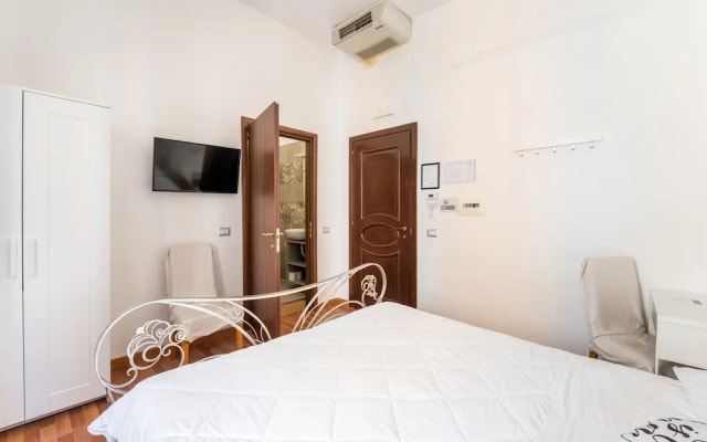 Rooms Piramide