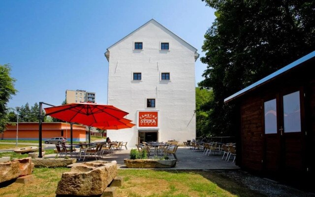 Hotel Zámecká Sýpka
