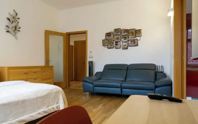 Katerina's Old Town Suite