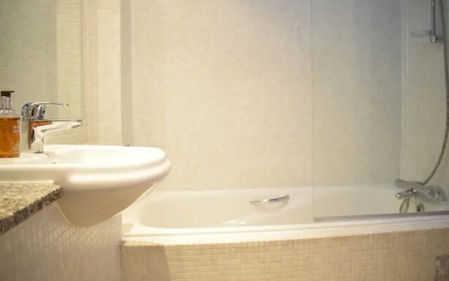 Spacious 1 Bedroom Apartment Near Camden