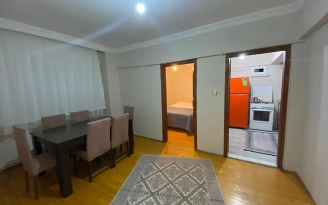 2 bedrooms central area located appartment 2 floor