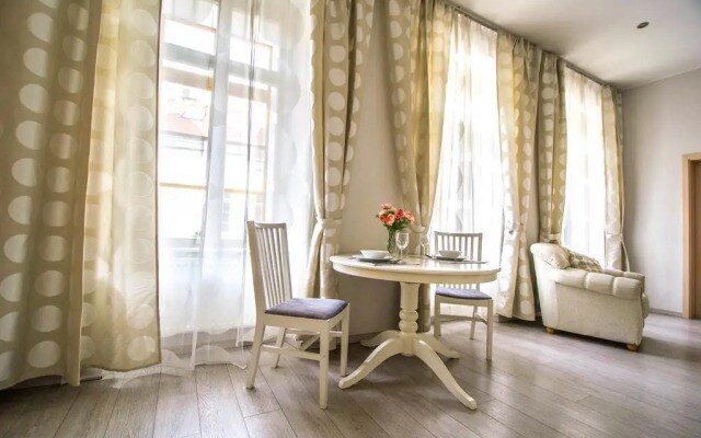 Ruterra Apartment Charles Bridge