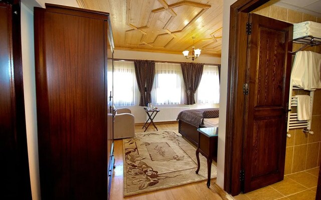 Fides Hotel