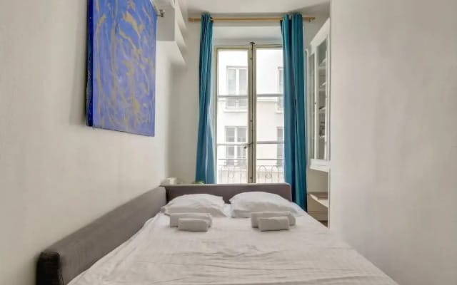 4 people In the heart of Saint Germain des Près by Weekome
