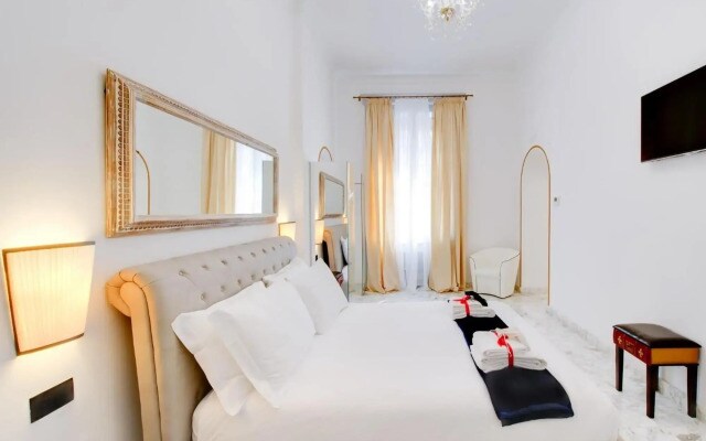 Queen Palace Suites