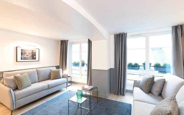 Livinparis - Luxury 4 Bedrooms Le Louvre I