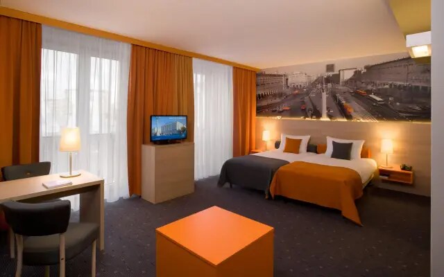 Отель MDM Warsaw