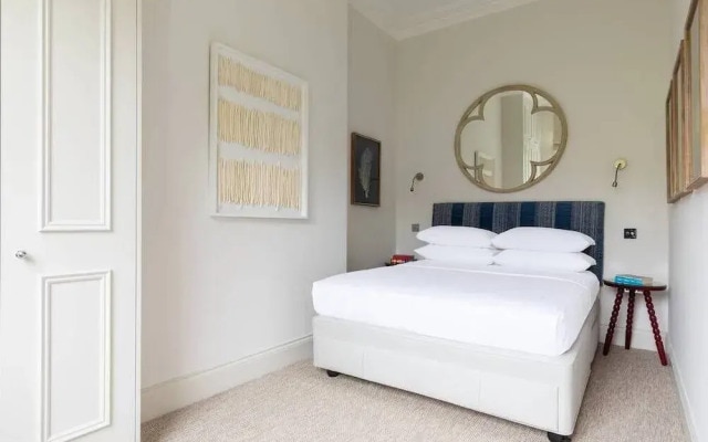 Coleherne Road III by Onefinestay