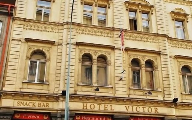 Hotel Victor