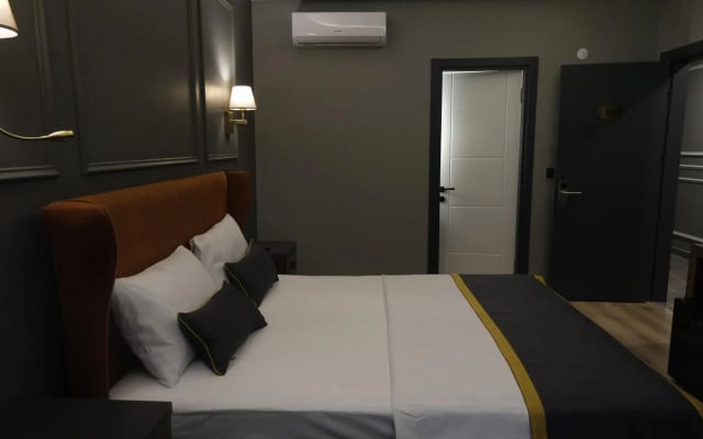 The Pearl Airport Hotel
