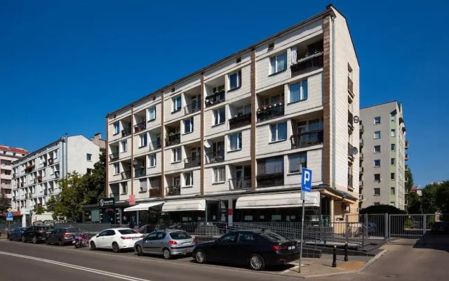 Apartment Warsaw Browarna by Renters