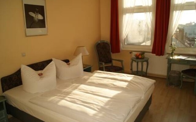 Hotel Larat