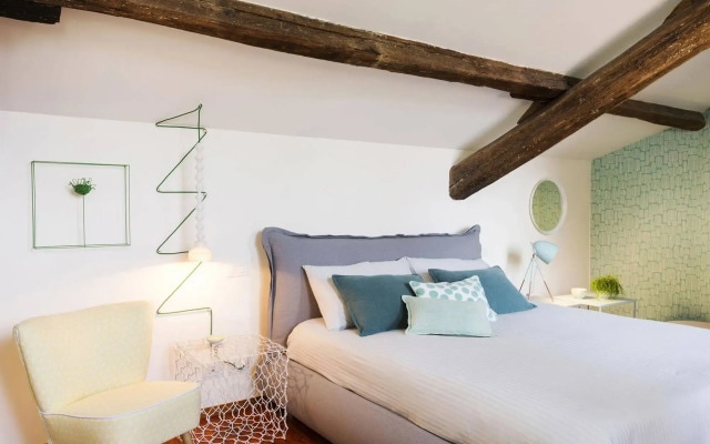 Отель 49 Navona Luxury Suite & Apartment
