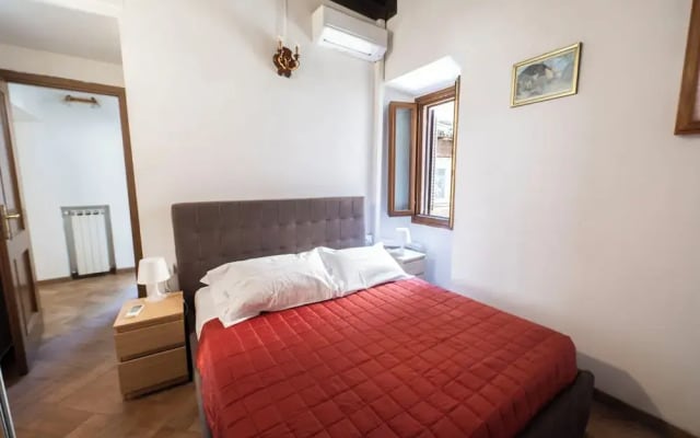 Campo De Fiori Large Family Apartment