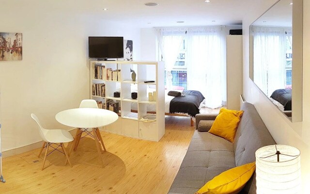 The Wilde riverside studio-flat