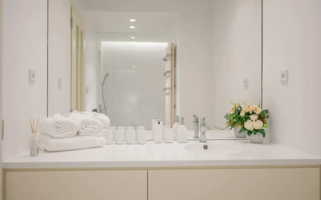 Airy Apartment in Old Town by Prague Days
