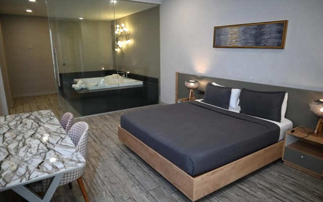 Agora Suites