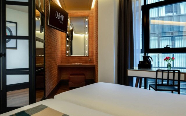 Отель Only YOU Hotel Atocha