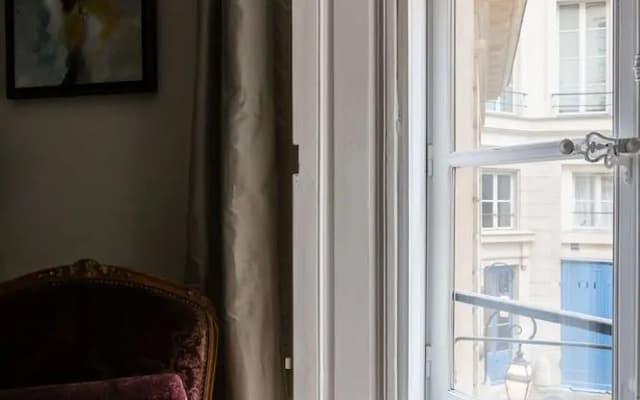 Latin quarter Retreat