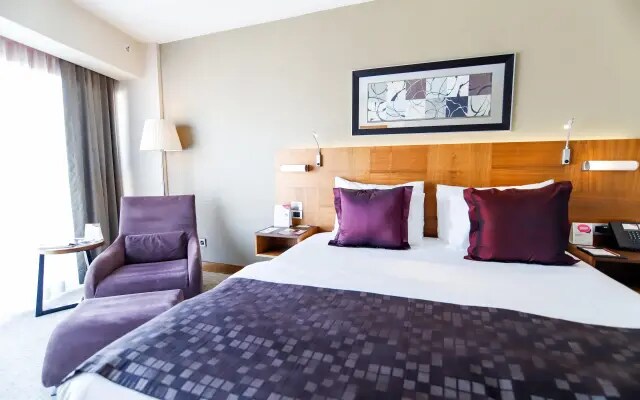 Crowne Plaza Istanbul - Harbiye by IHG