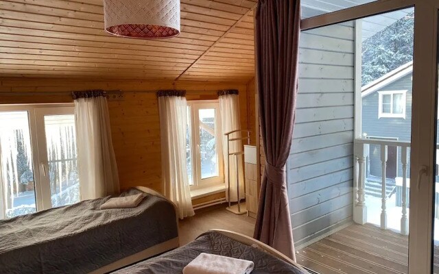 Pastorskoe Lake Holiday Park