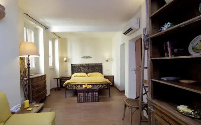 The Amazing Little Suite in Trastevere