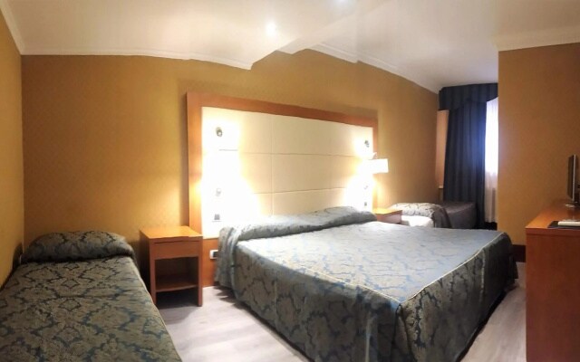 939 Hotel