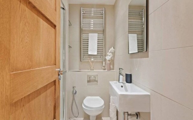 Luxury Knightsbridge 2bed nr Harrods & Hyde Park!