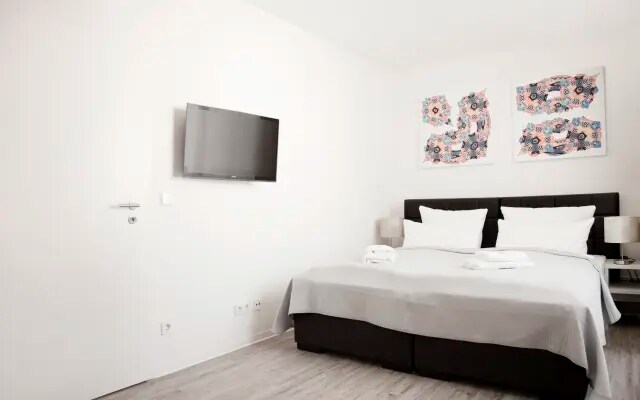 Apartments Rosenthal Residence